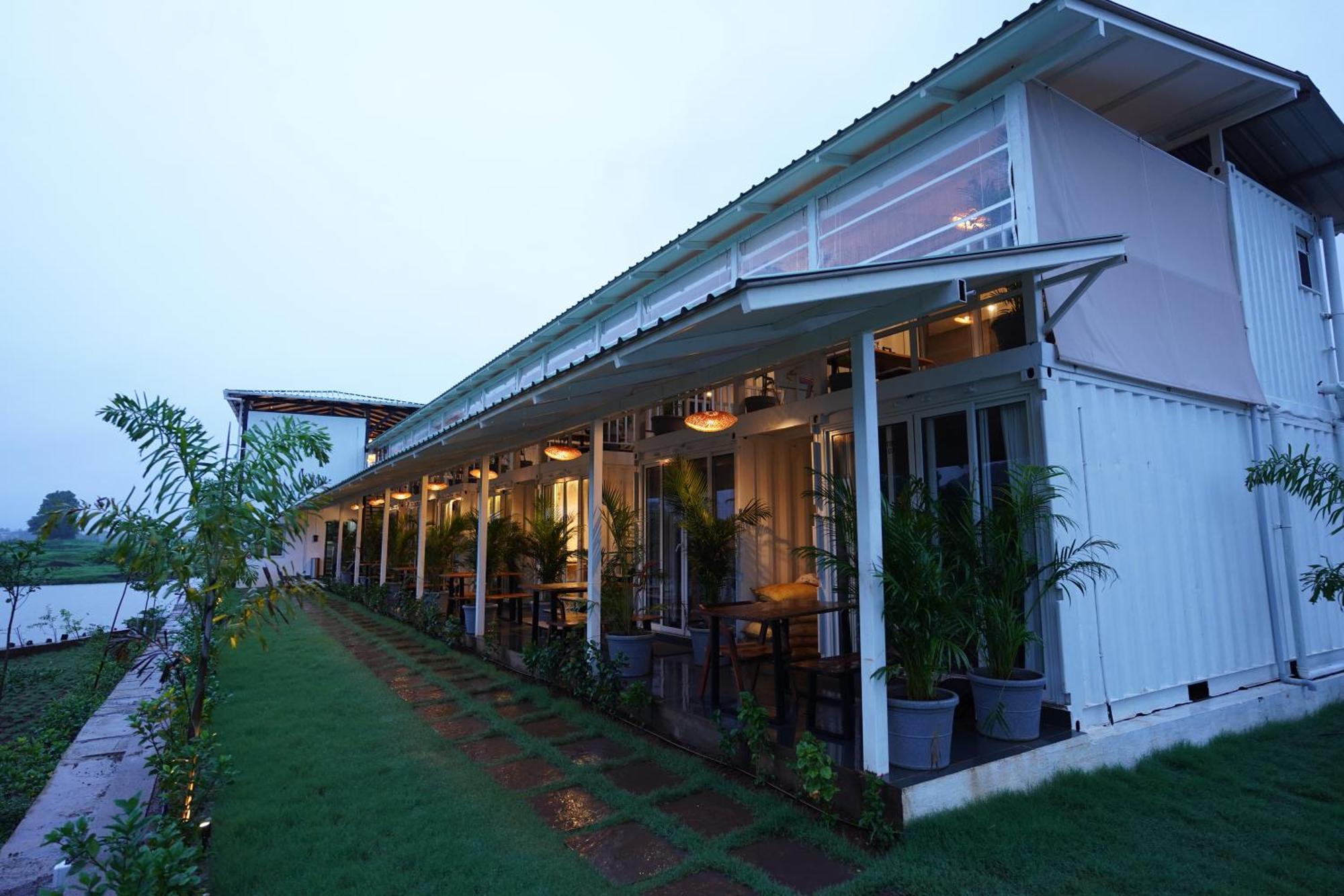 The Boat Club,Karjat Hotel Екстериор снимка