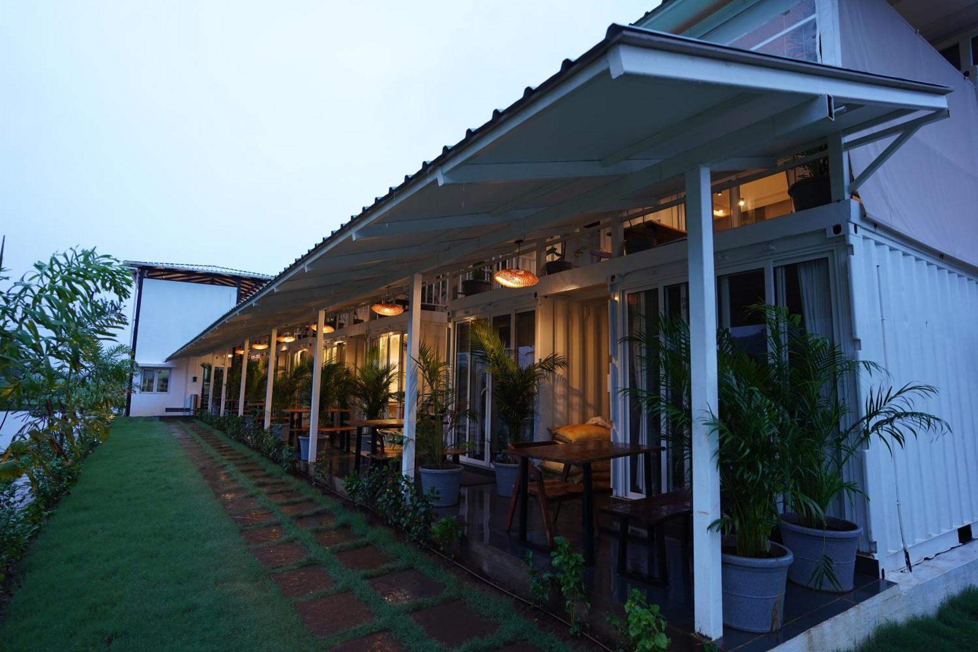 The Boat Club,Karjat Hotel Екстериор снимка